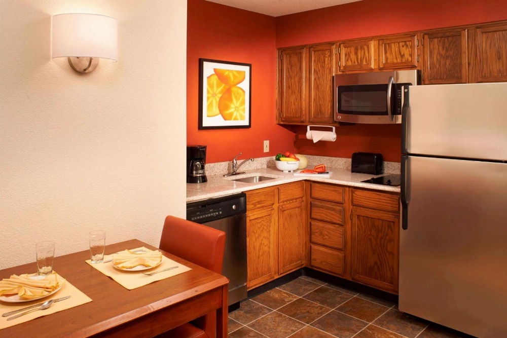 Sonesta ES Suites Chicago Waukegan Gurnee